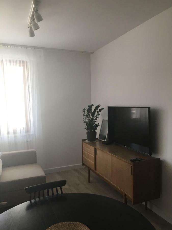 Shoq Studio Nice Apartment With Private Parking クラクフ エクステリア 写真