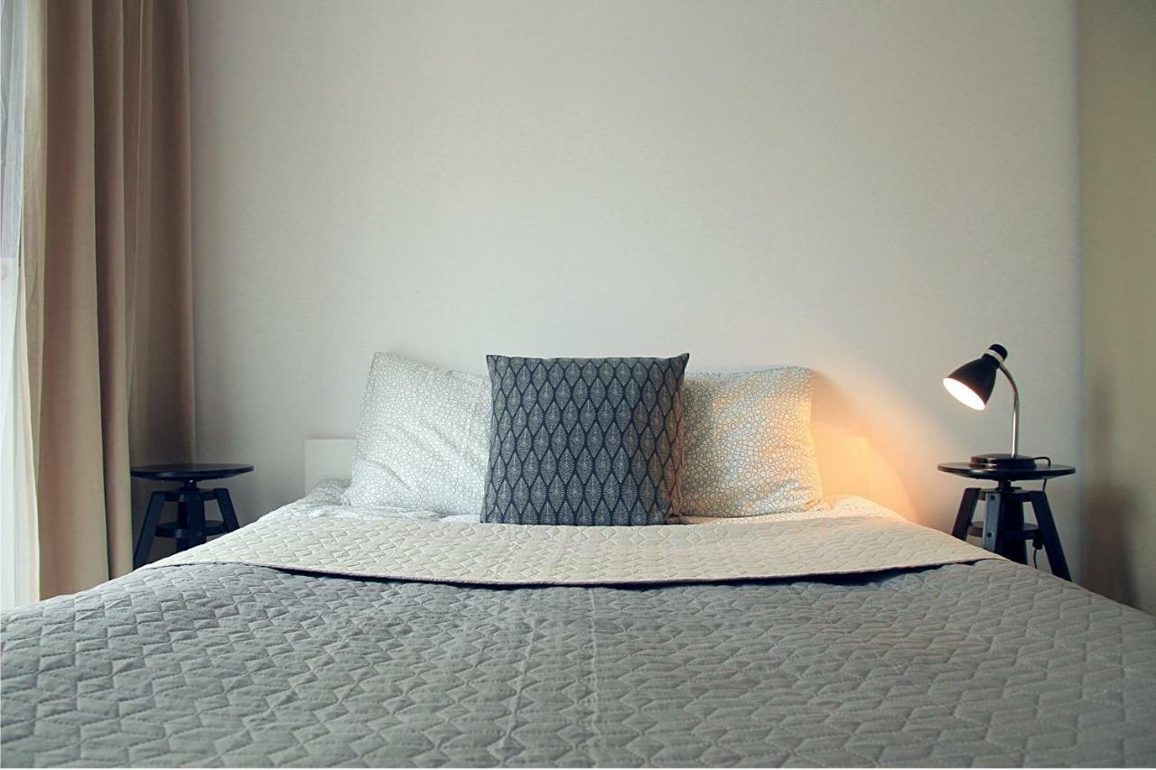 Shoq Studio Nice Apartment With Private Parking クラクフ エクステリア 写真