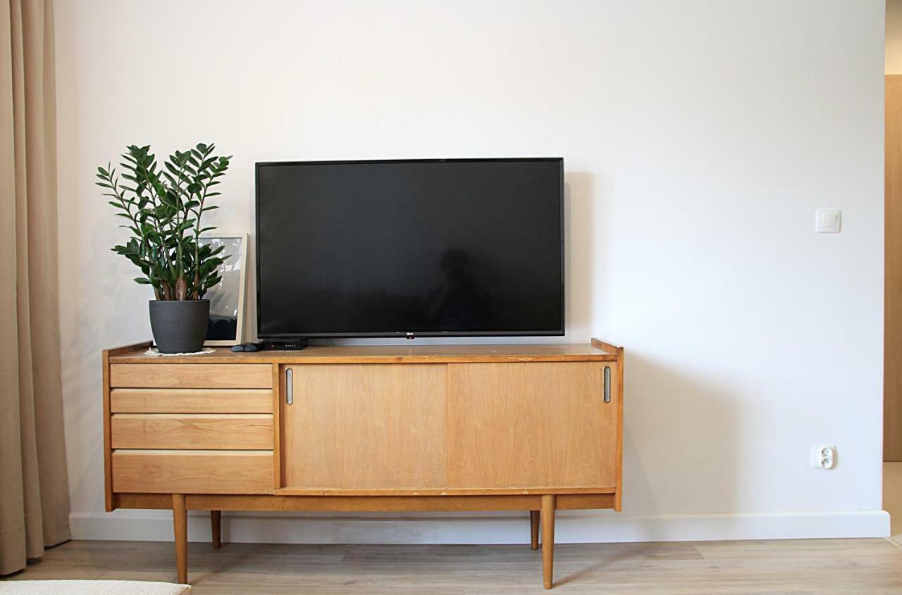 Shoq Studio Nice Apartment With Private Parking クラクフ エクステリア 写真